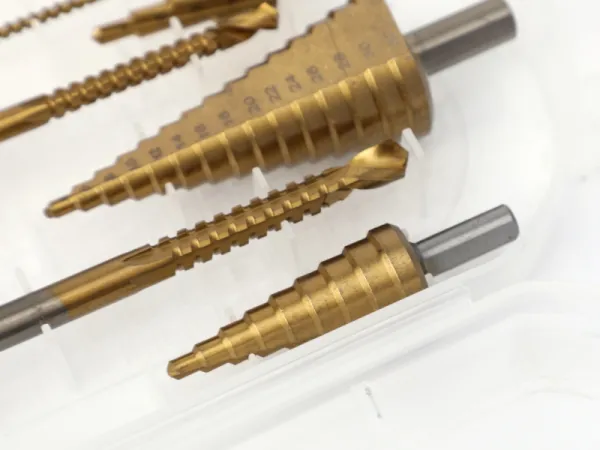 6шт Ступенчатое сверло и набор пилообразных сверл 