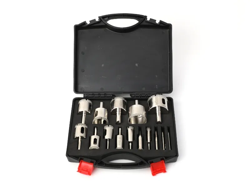 Набор настенных дырокольных пил из 15шт