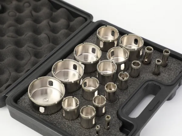 Набор настенных дырокольных пил из 19шт