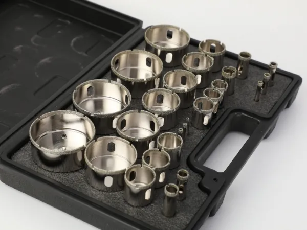 Набор настенных дырокольных пил из 26шт