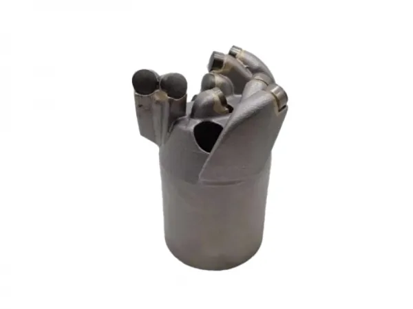 Спиральное долото с тремя заглубленными краями